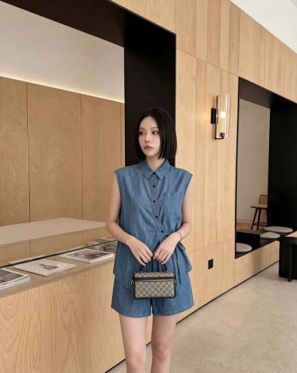 Asymmetrical Denim Two-Piece Set 小众不规则牛仔套装*2 Colors