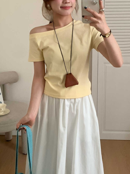 One-Shoulder Slim Fit T-Shirt 有点小特别▪斜肩修身短袖T恤*6 Colors