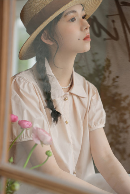 Metal Buttoned Doll Collar Blouse 金属扣娃娃领短袖衬衫*2Colors