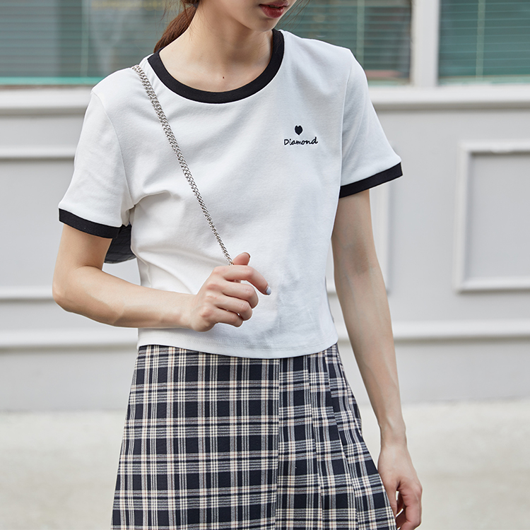 Contrast Border Crop Top 撞色边短款T恤