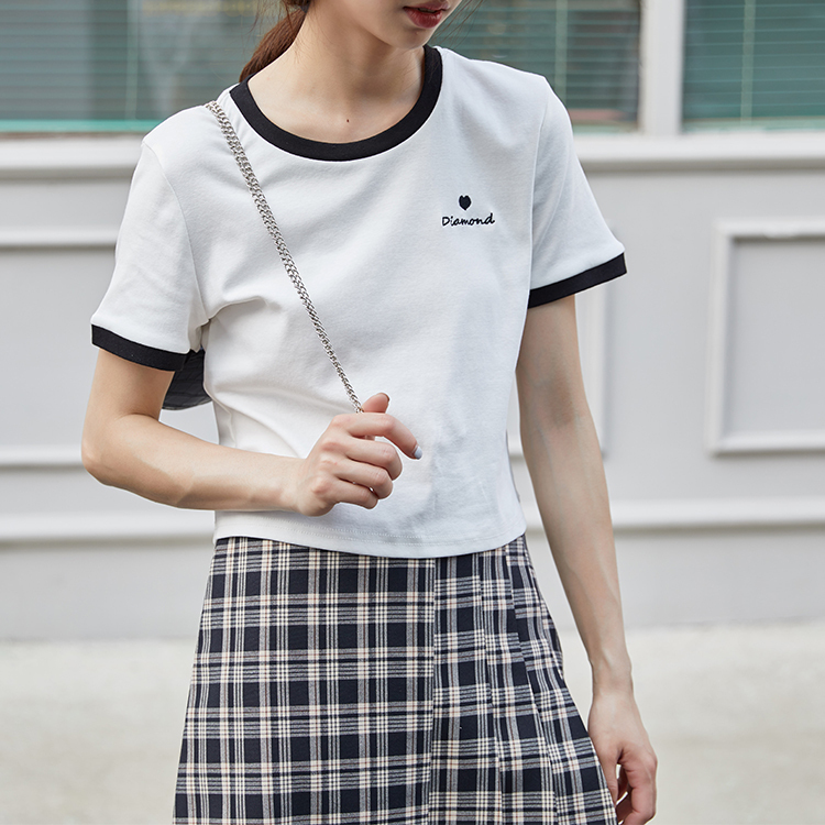 Contrast Border Crop Top 撞色边短款T恤