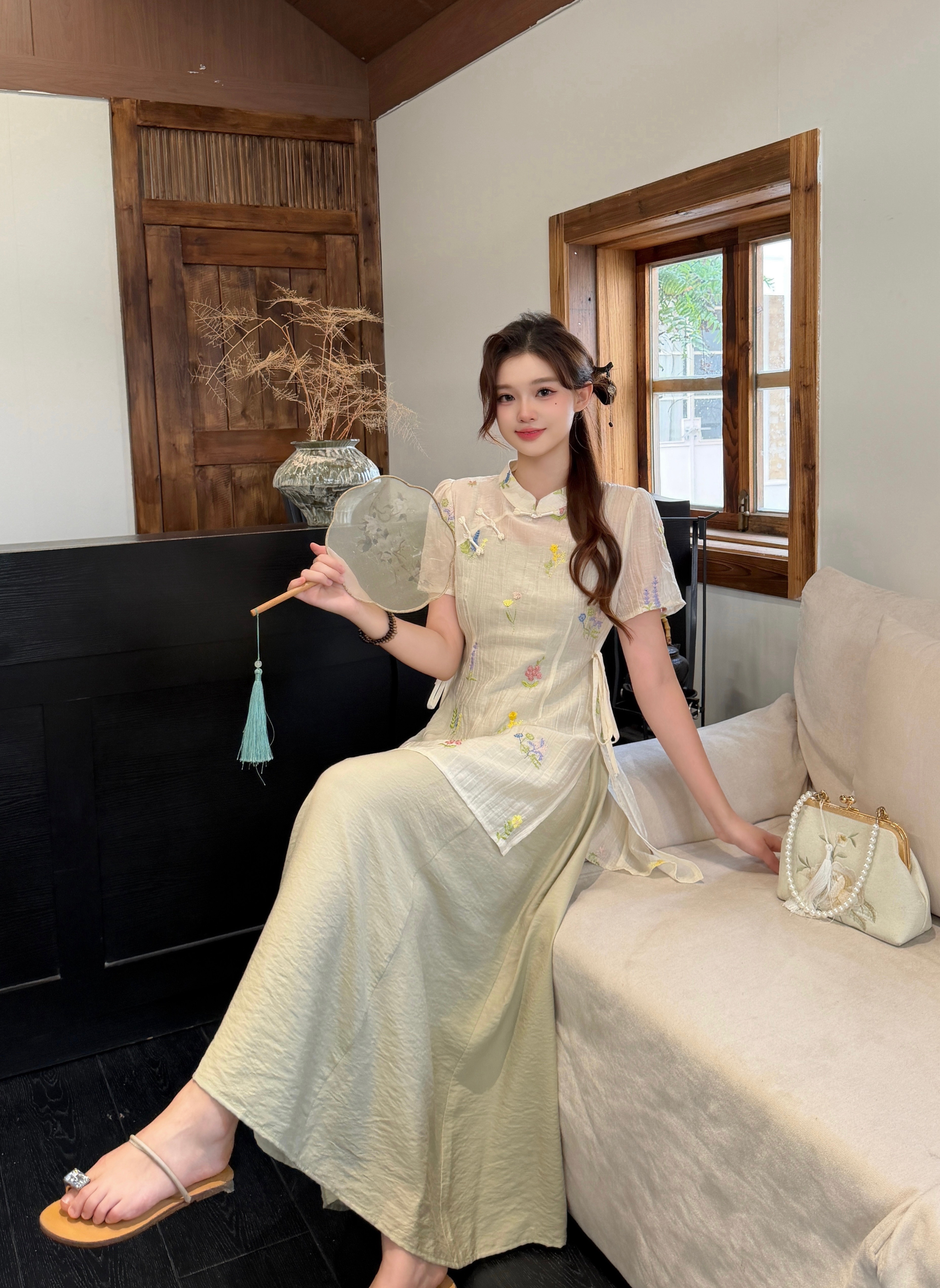 Real shot of the 2026 summer new plus-size women's Chinese-style embroidered button-up top and suspender skirt two-piece set