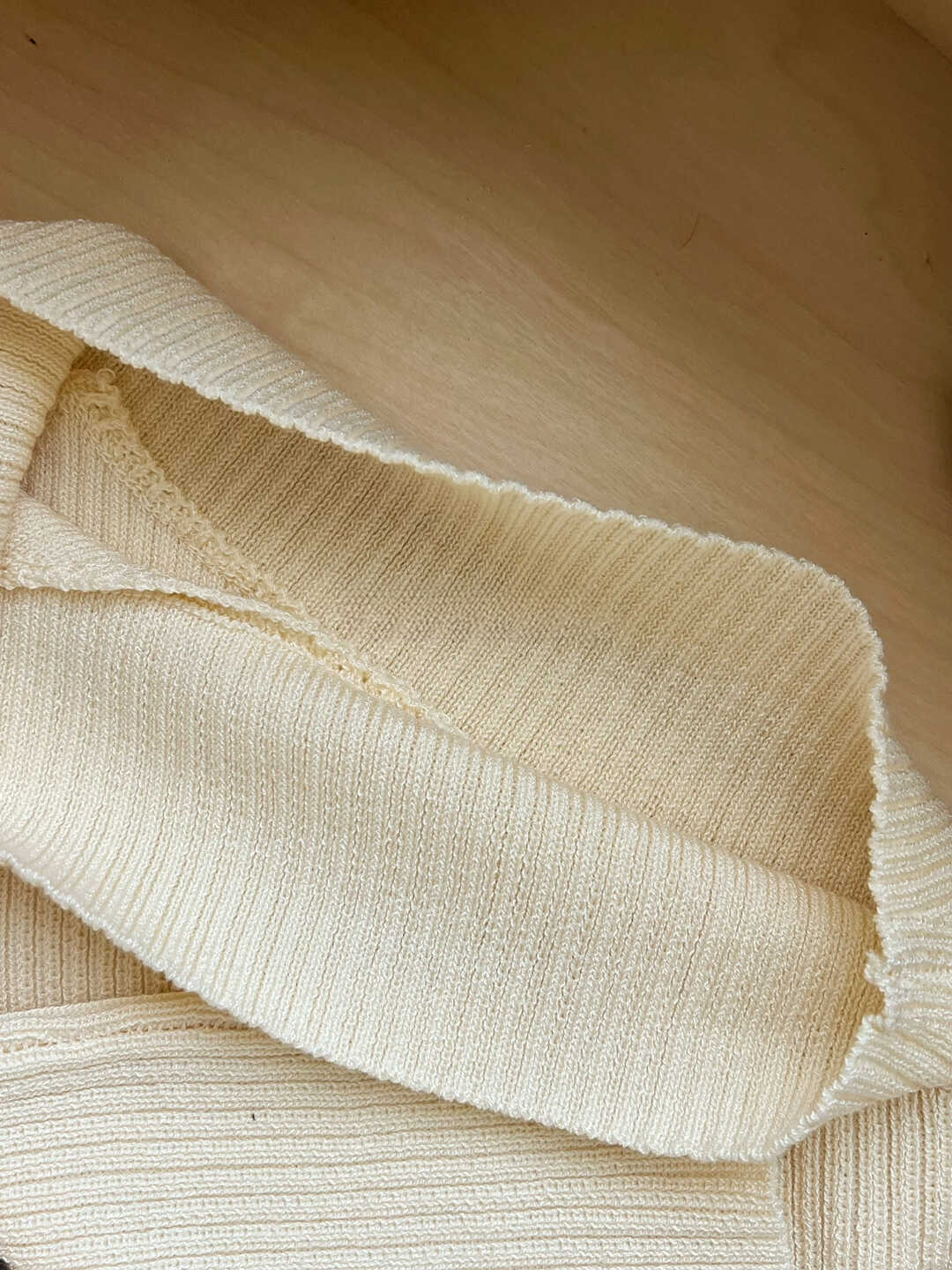 Spicy Girl Off-Shoulder Stretch Knit Tank Top 辣妹斜肩弹力针织背心* 9 Colors