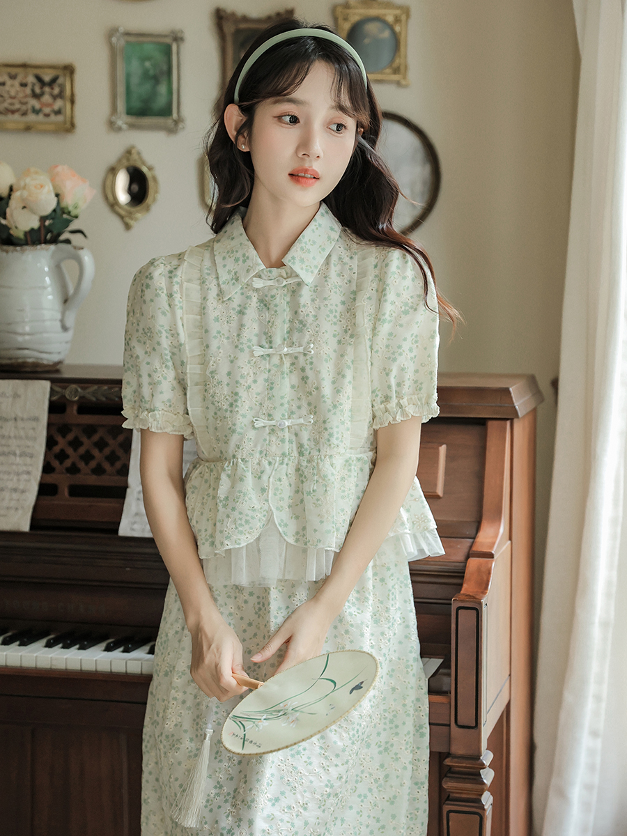 Green Shivering Embroidery Suit New Chinese Style Puff Sleeve Top Women's Fresh Sweet Skirt Price Limit 40