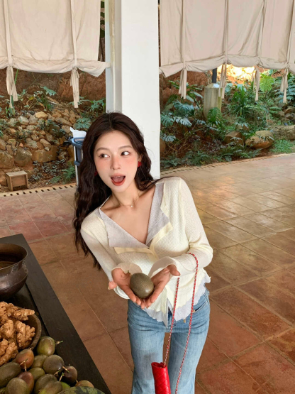 Korean Style Colorblock Faux Two-Piece Casual Top 韩系百搭撞色假两件休闲上衣*6 Colors