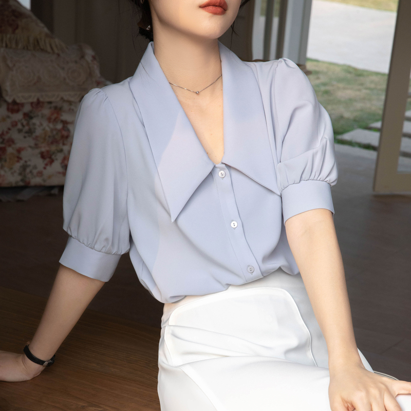 Real Shot 2024 Summer New White Shirt High-Grade Temperament Top Design Sense Niche Chic Long Sleeve Shirt for Women