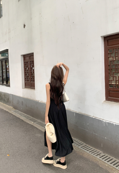 Slit Cut Vest Dress  挖空背心开叉连衣裙