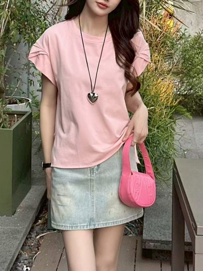 Puff-sleeve solid color top