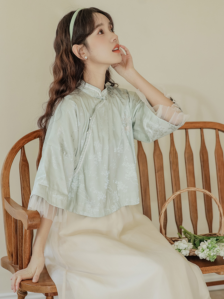 China Style Improved Cheongsam Two-Piece Set 小清新蕾丝提花两件套