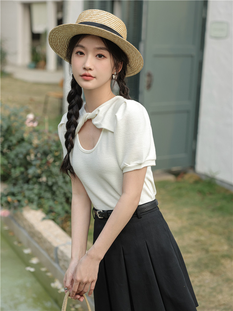 Knot Puff Sleeve T-shirt 纽结泡泡袖T恤 * 3 Colors