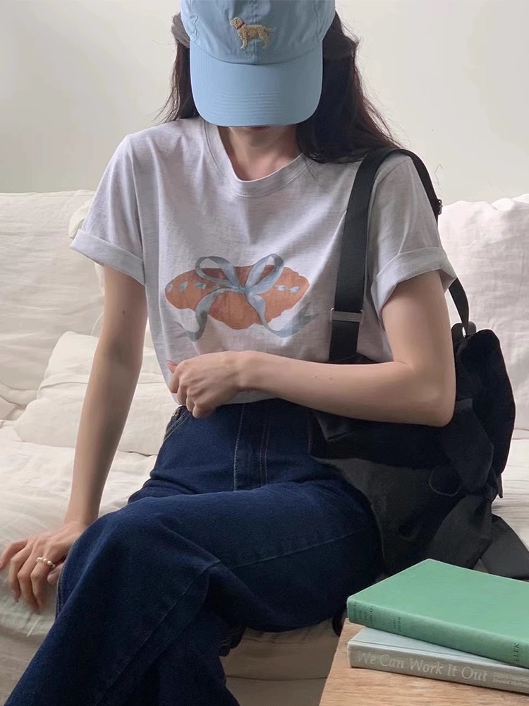 Ribbon Croissant Tee 蝴蝶结可颂T恤*2Colors