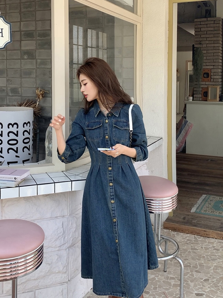 复古牛仔连衣裙 retro pleated waist-cinching denim dress