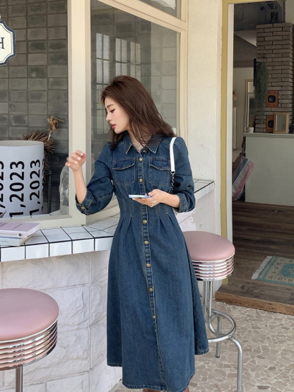 复古牛仔连衣裙 retro pleated waist-cinching denim dress