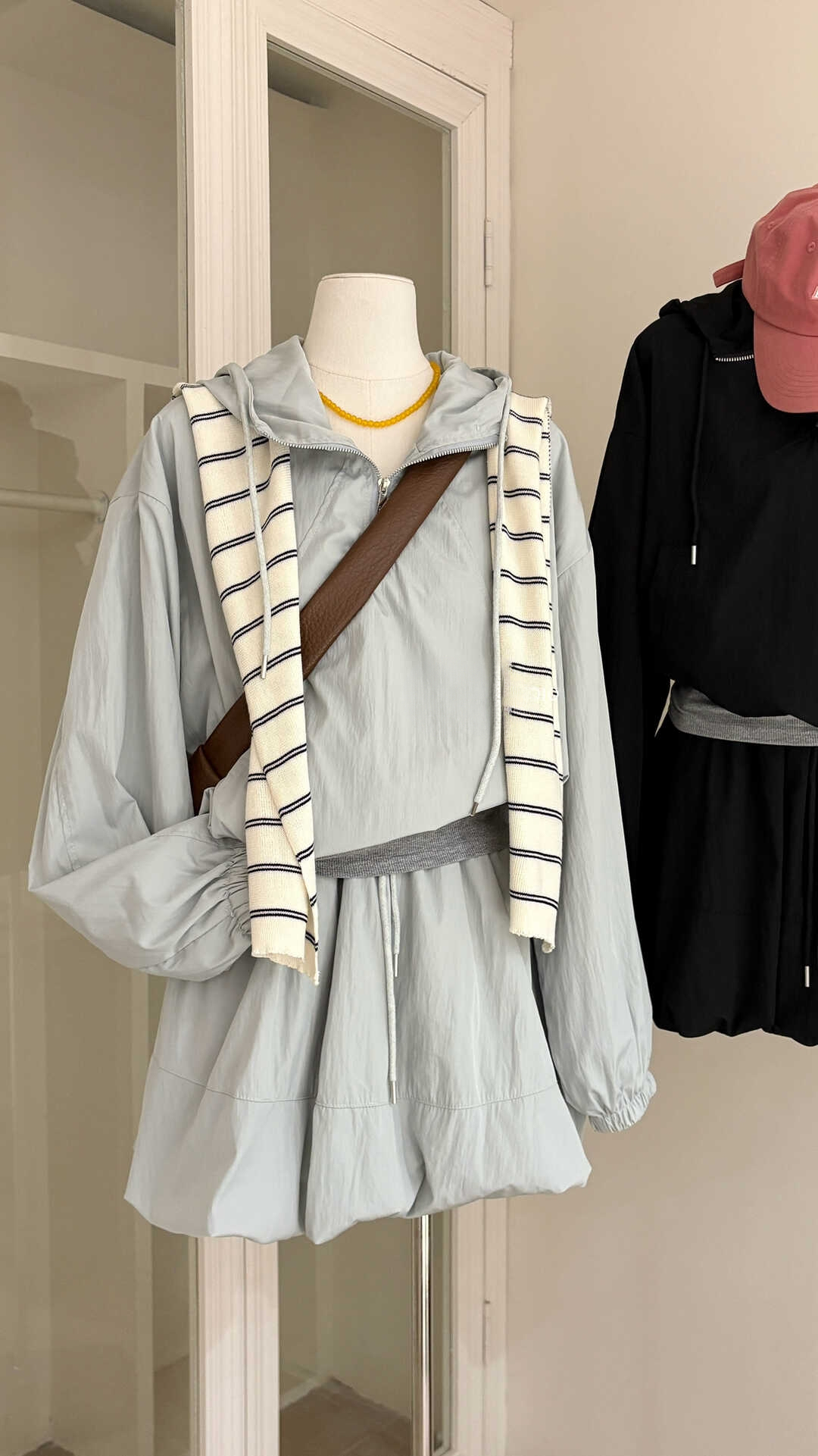 轻户外运动风 | 夹克连帽上衣+花苞裙2件套*3 Colors