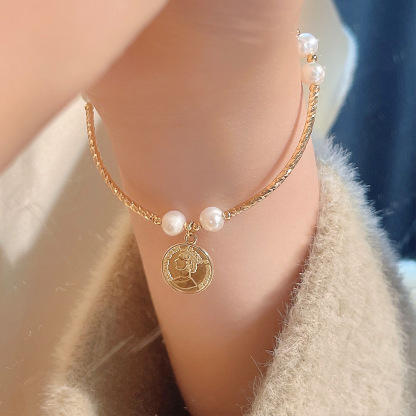 Light Luxury Freshwater Pearl Copper Plating 14K Gold Coin Bracelet Elastic Bracelet Internet Celebrity Ins Simple Jewelry Factory Supply