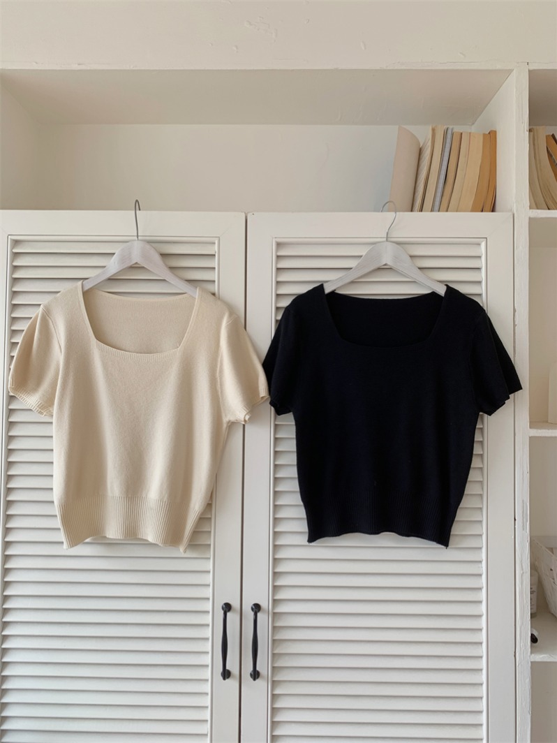 Classic Square Neck Knit Top 纯色方领针织上衣*2Colors