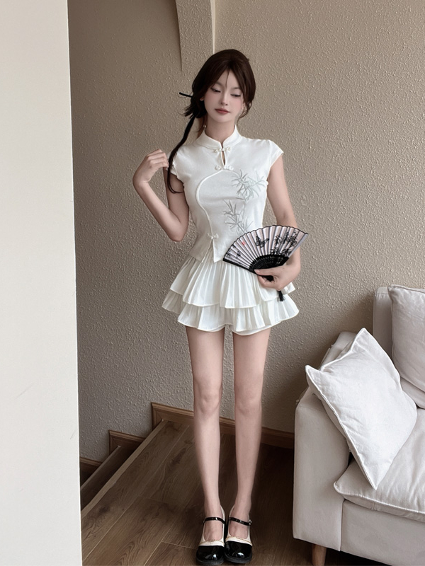 New Chinese Style Embroidered National Style Button Top Design Slimming Pleated Skirt Age-Reducing Workwear Two-Piece Set