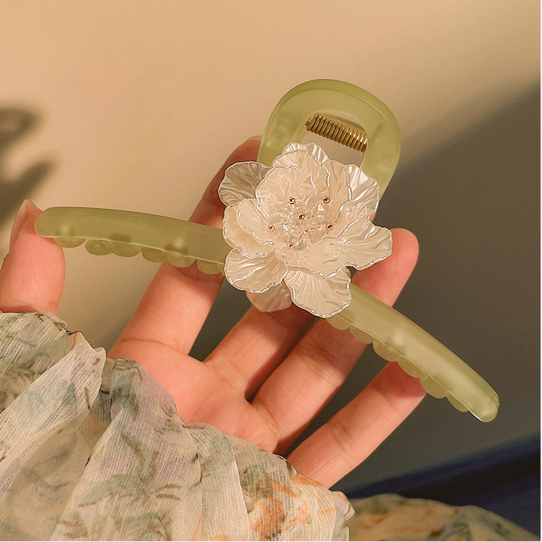 Camellia Hair Claw 森系山茶花抓夹