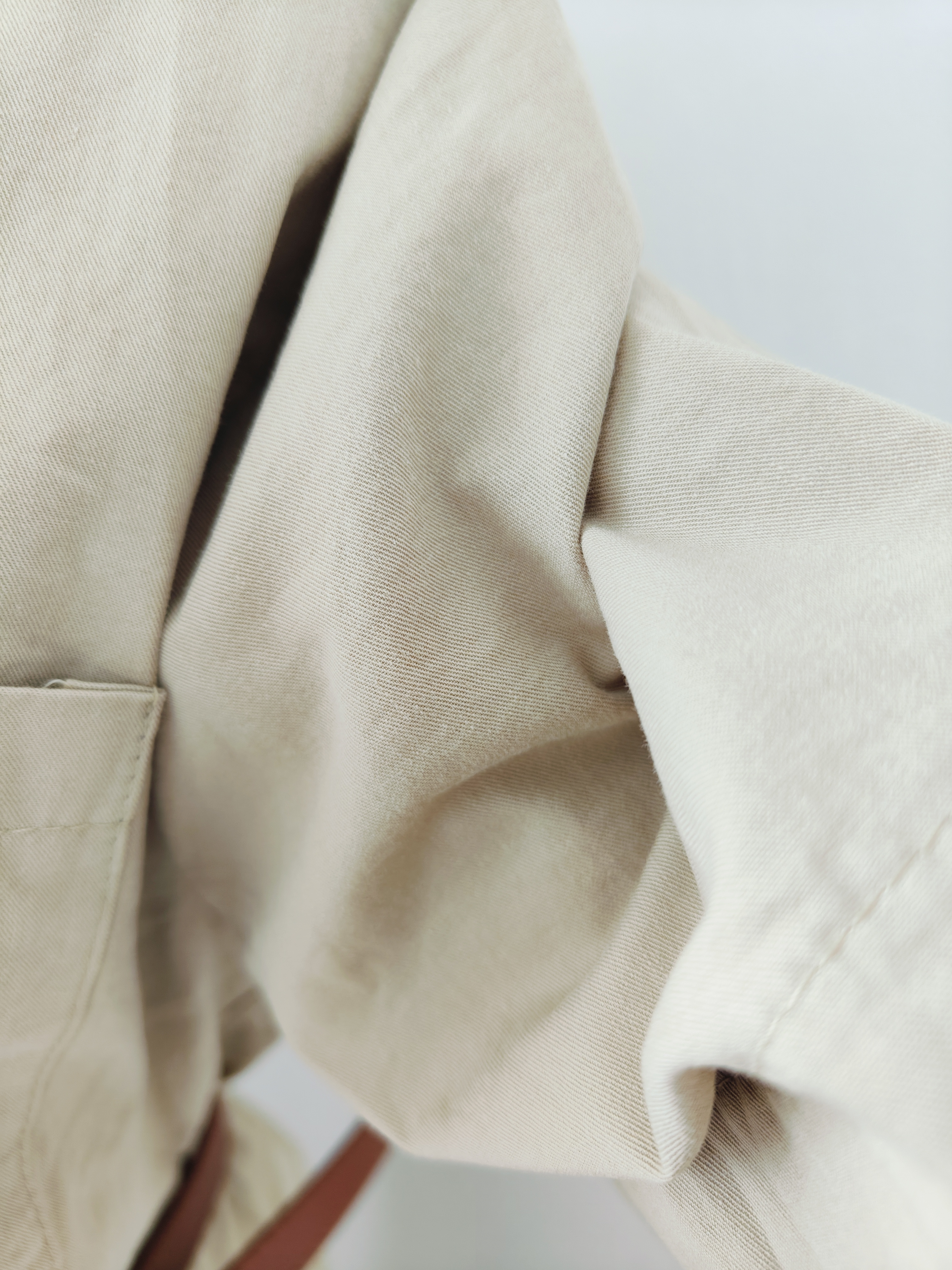 卡其色连身裙~送腰带~Size S 腰围可以到80cm