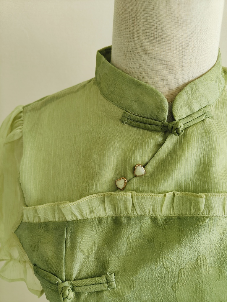 Jade Green Textured Jacquard Cheongsam 翡翠绿肌理提花改良旗袍