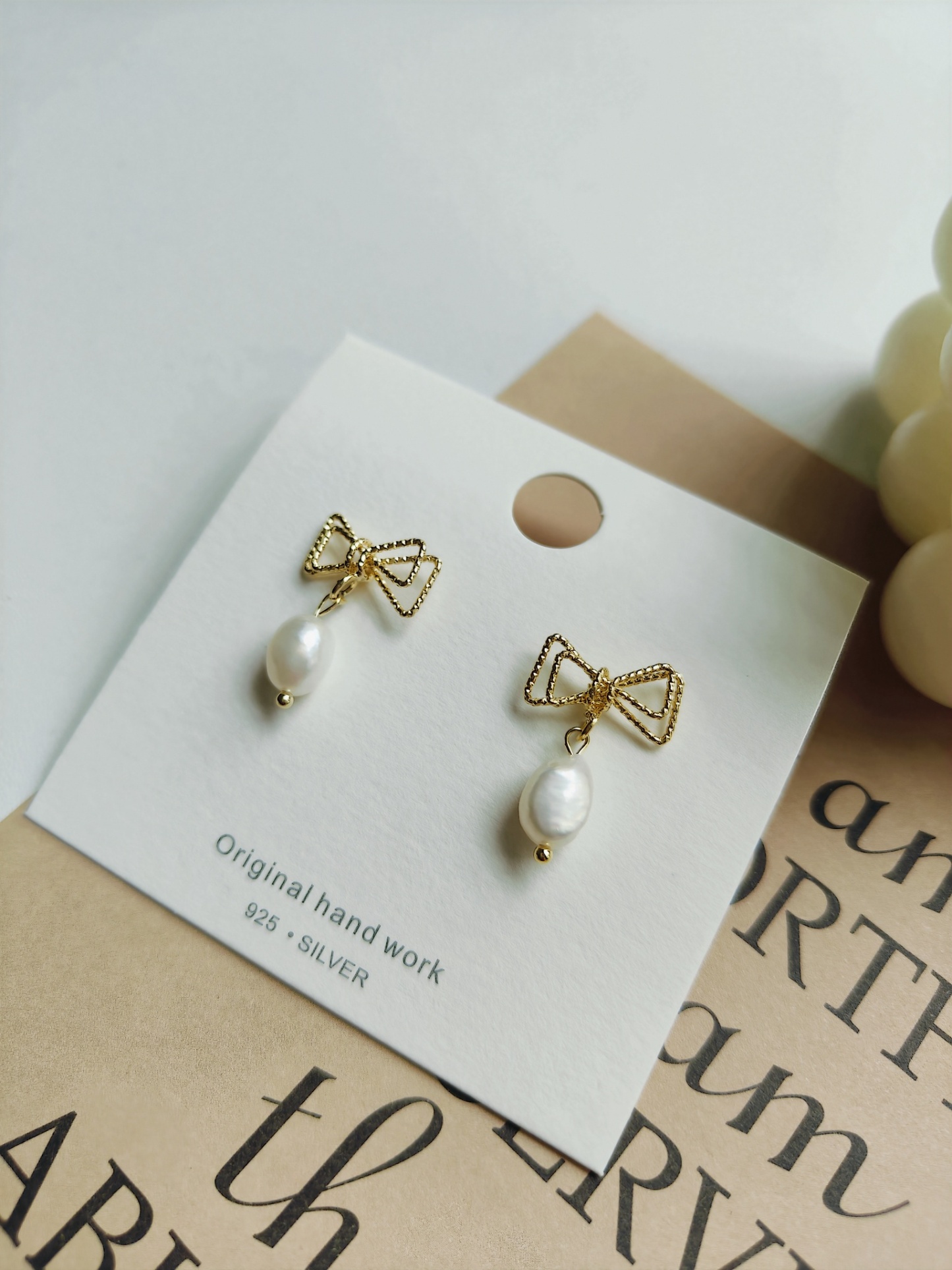 Pearl Bow Drop Earrings 蝴蝶结淡水珍珠耳环