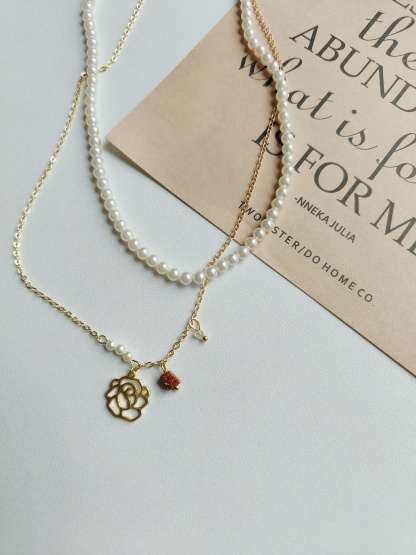 Classic Pearl Rose Blossom Necklace 温柔优雅珍珠玫瑰项链