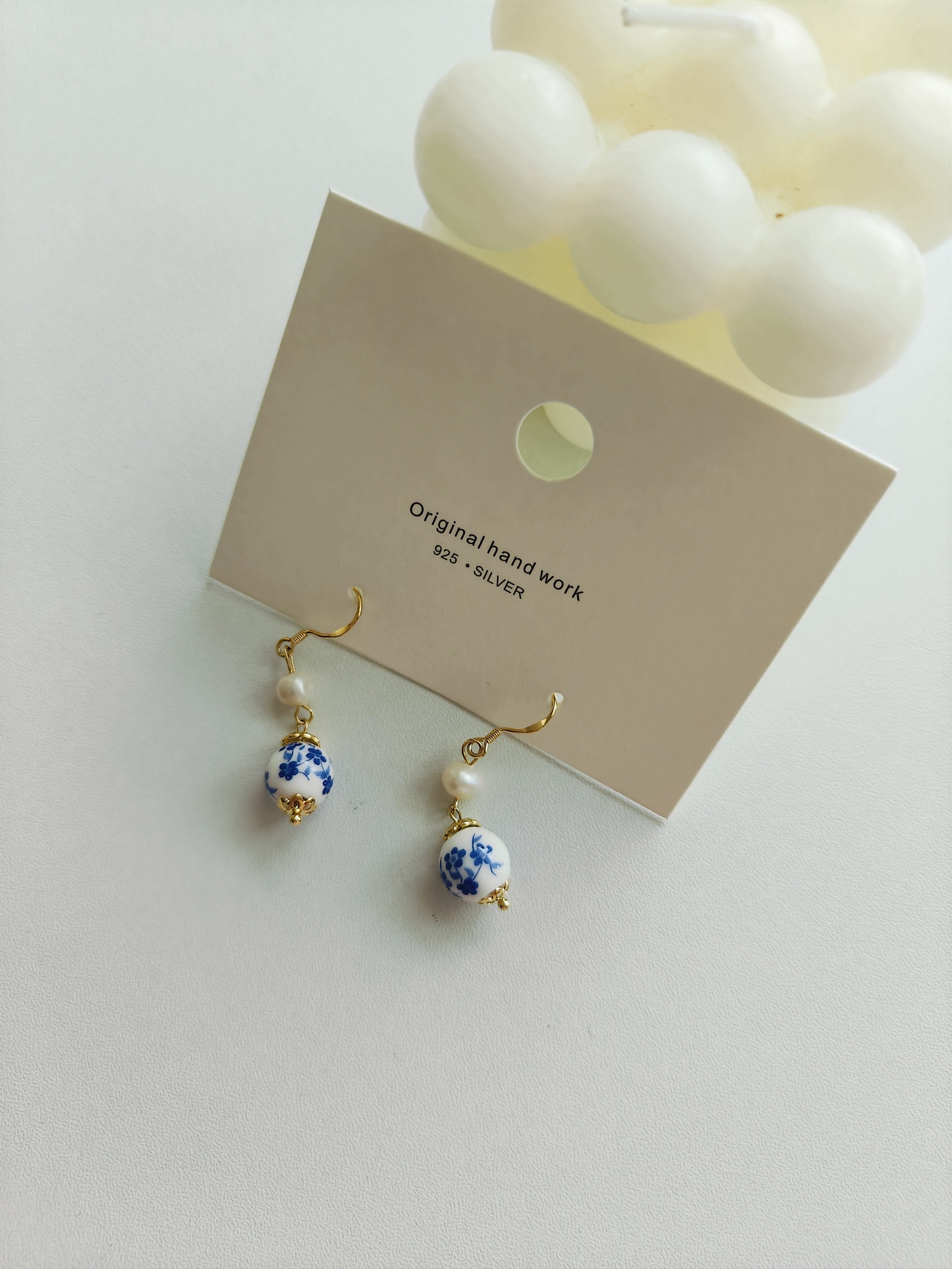 Blue Porcelain Floral Earrings 陶瓷青花耳环