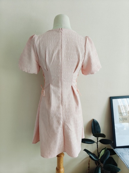 法式方领单排扣收腰连衣裙*Pink M