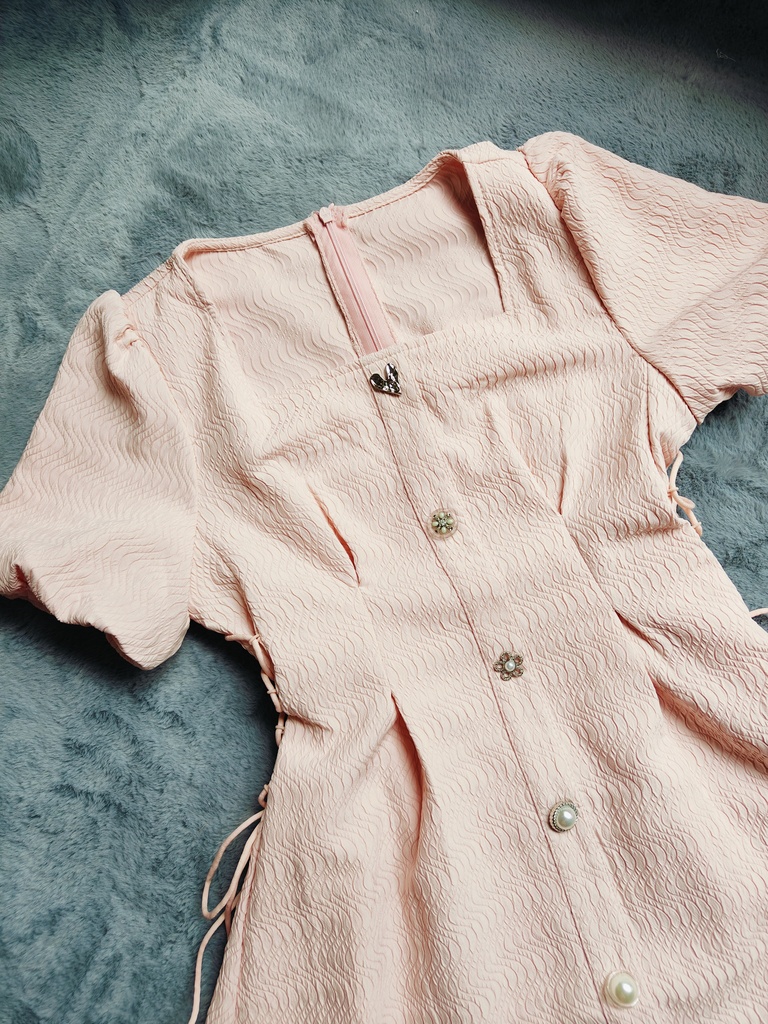 法式方领单排扣收腰连衣裙*Pink M