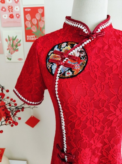 Glamorous Red Lace Dress with Embroidery 红色刺绣蕾丝连衣裙✱大码✱