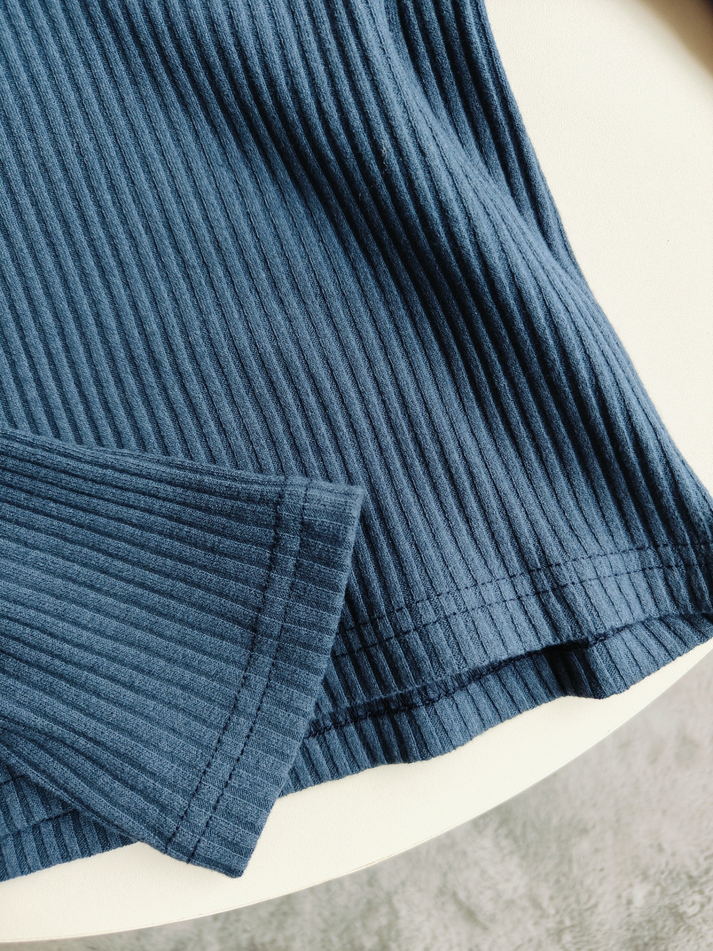 Slim Fit V-Neck Layered Shirt 蓝色假两件V领长袖修身T恤 