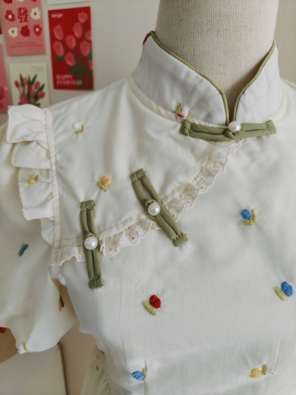 Floral Embroidered Dress 少女心碎花刺绣连衣裙