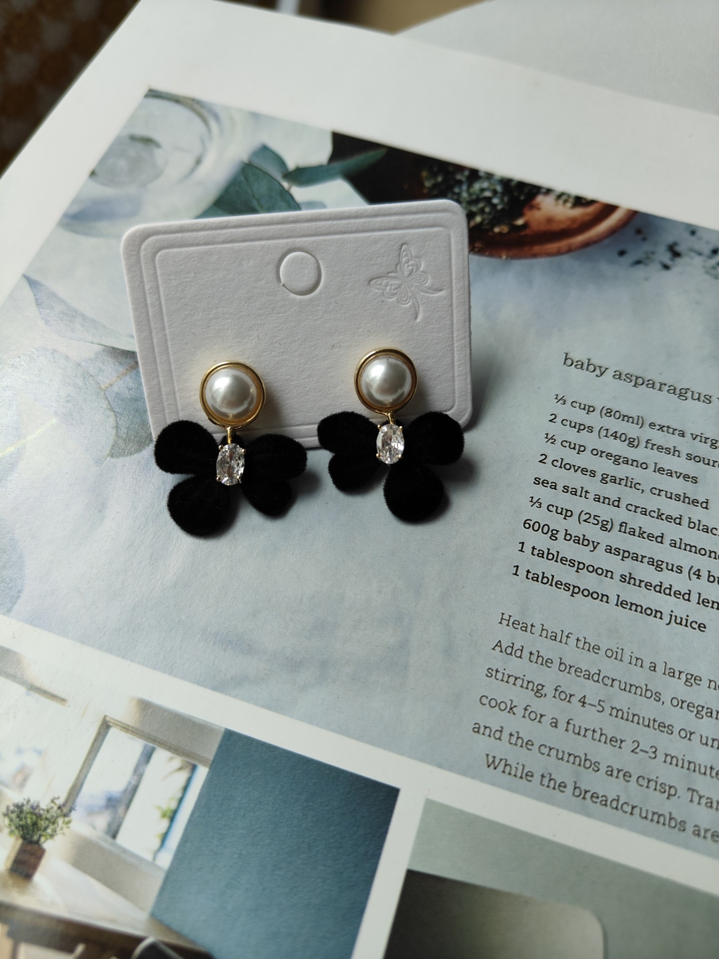 Velvet Bow Pearl Earrings 植绒蝴蝶结珍珠耳环*2色