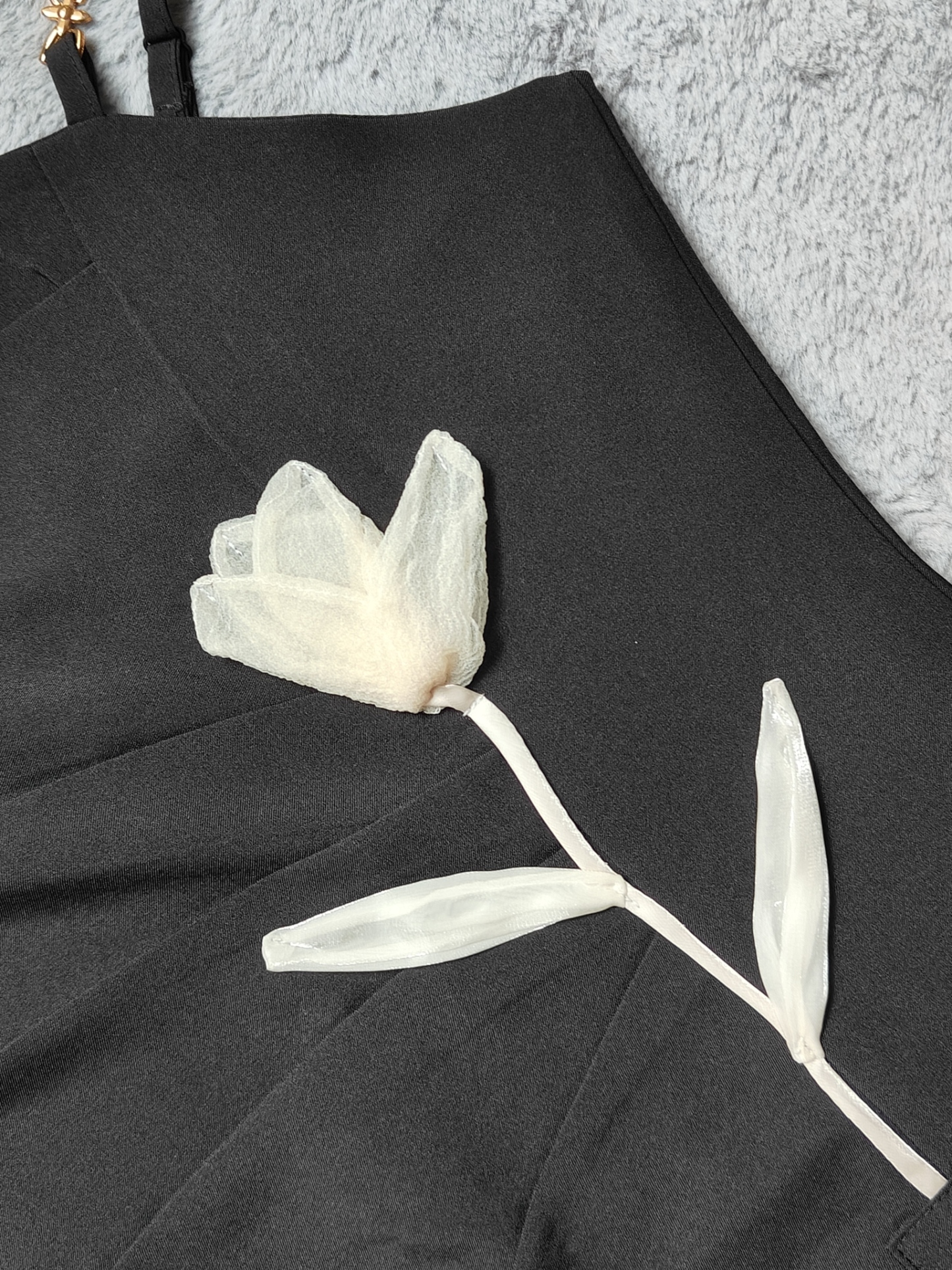 Black Elegance Dress with Soft White Cardigan Set 云意花语黑色连衣裙+白色开衫