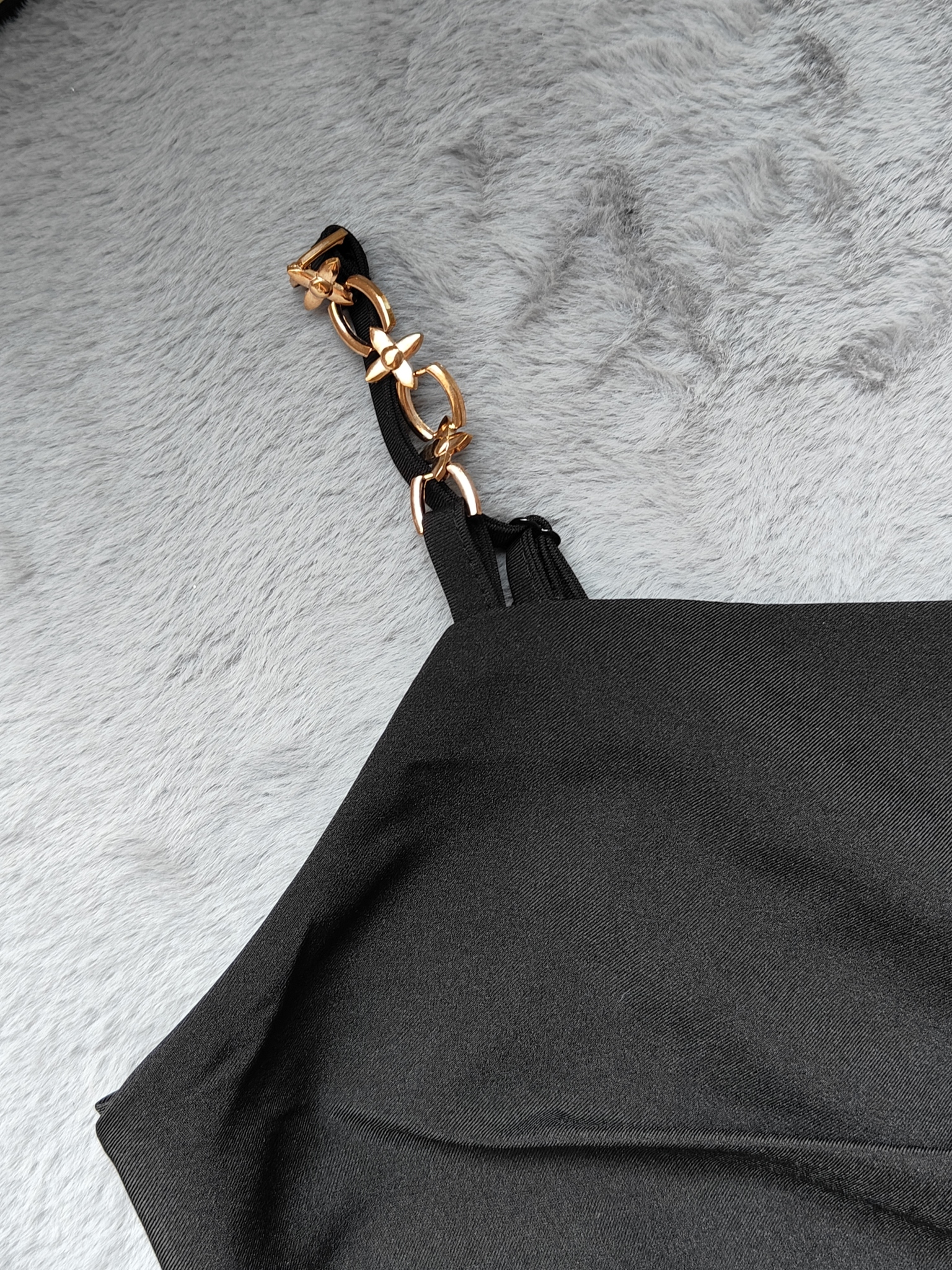 Black Elegance Dress with Soft White Cardigan Set 云意花语黑色连衣裙+白色开衫