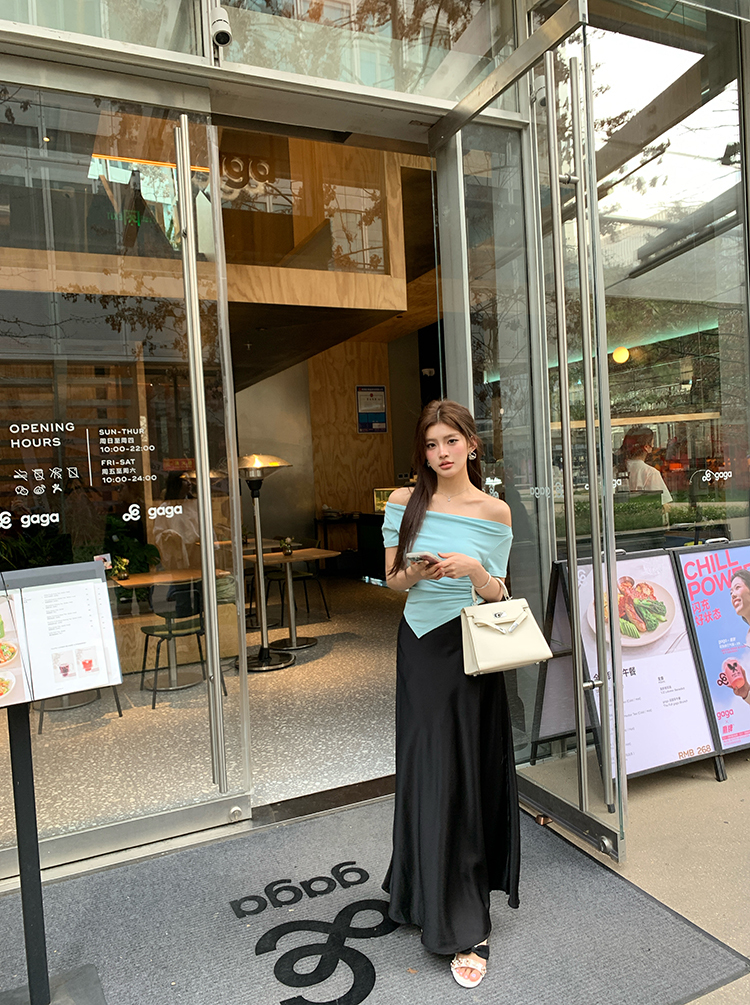 一字肩短袖T恤 off-shoulder short-sleeve T-shirt for women