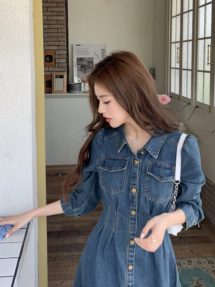 复古牛仔连衣裙 retro pleated waist-cinching denim dress
