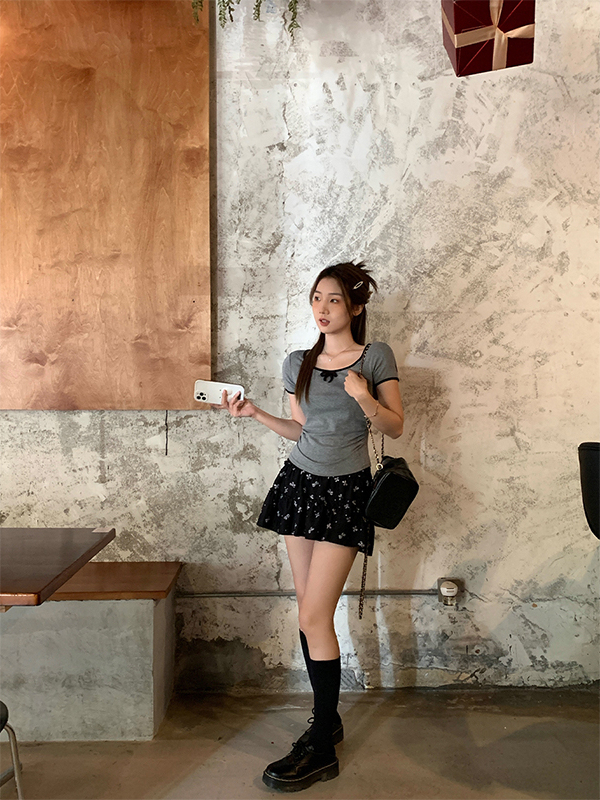 Sweet Bow Crewneck Tee 蝴蝶结圆领T恤