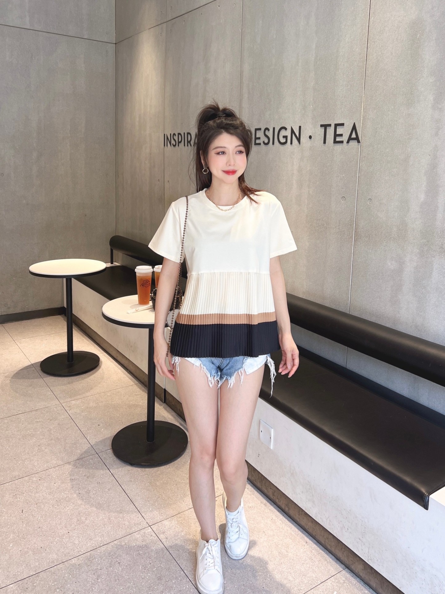 撞色百褶上衣*7 Colors