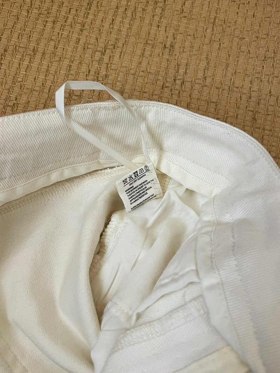 美辣Jeans✿ 一键大长腿✿ 简约时髦百搭辣妹牛仔短裤*3 Colors