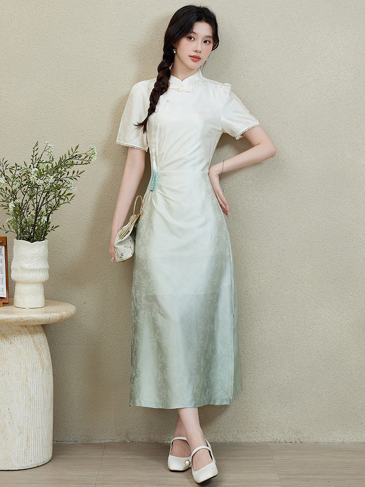 Elegant Slimming Short Sleeve Improved Cheongsam Gradient Blue 渐变碧短袖改良式旗袍裙