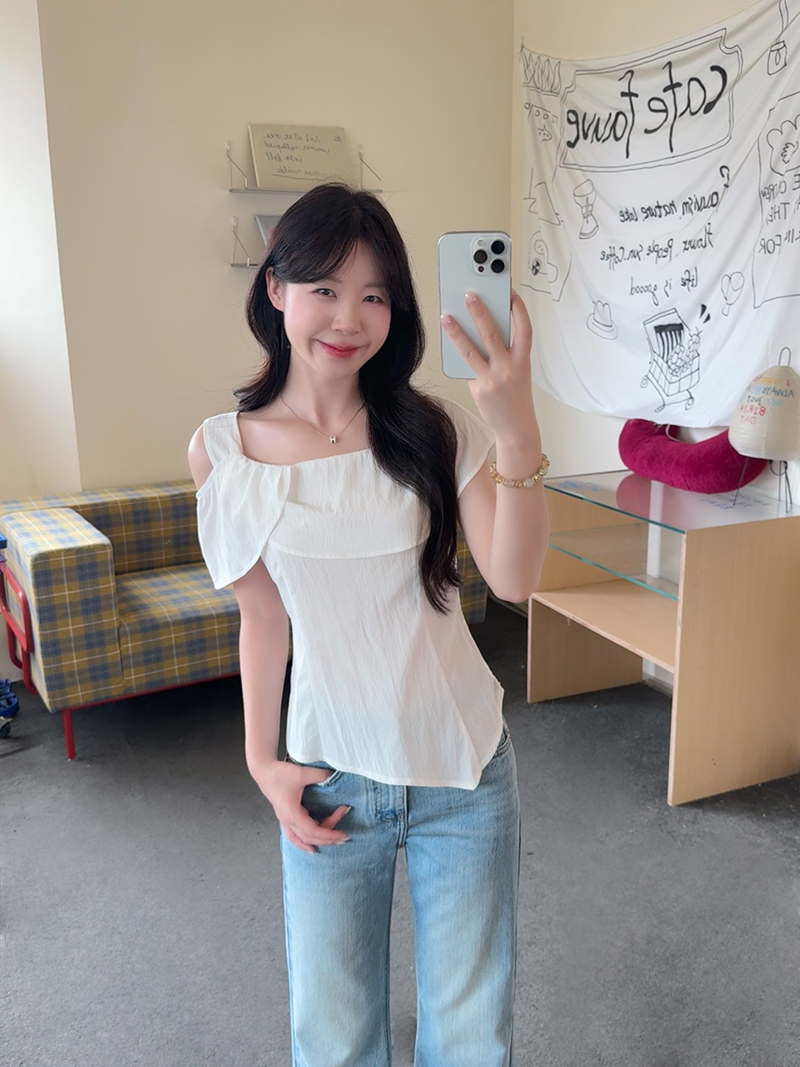 RINA Ruffle Off-Shoulder Tee 荷叶边露肩上衣*4 Colors