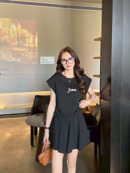 Korean Style T-Shirt & Mini Skirt Set 韩式T恤短裙套装*4 Colors