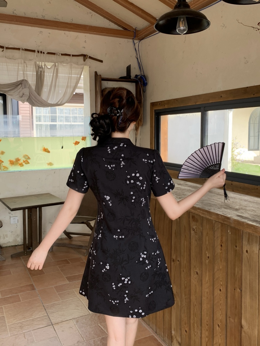 Short Sleeve Cheongsam Short Skirt Two-Piece Set 袖旗袍短裙两件套装