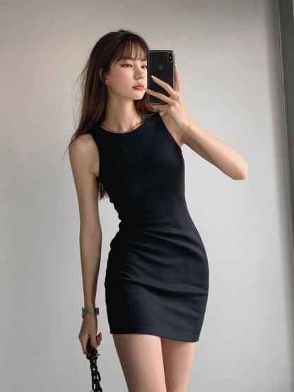 Real Shot 2025 Spring Summer New Slim Fit Sleeveless Vest Dress Black Bodycon Dress Women Slimming Strap Dress