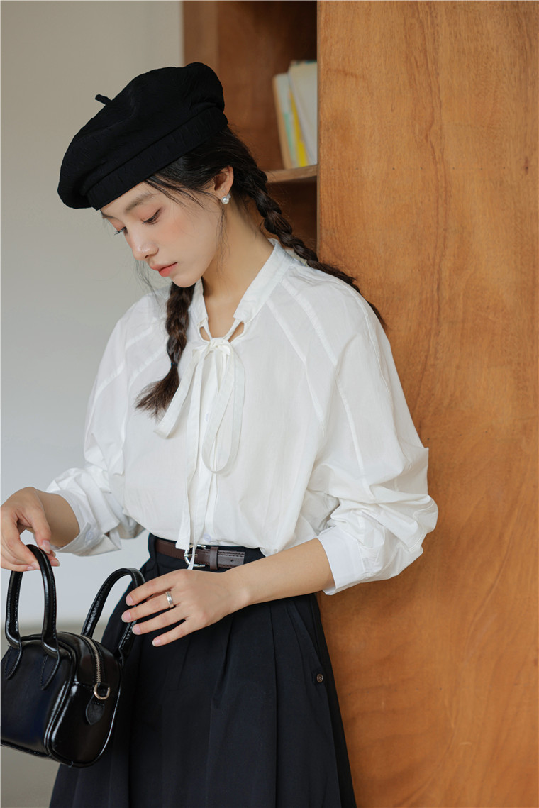 Sweet Bow-Tie Collar Blouse 甜美领口系带衬衫 * 2Colors
