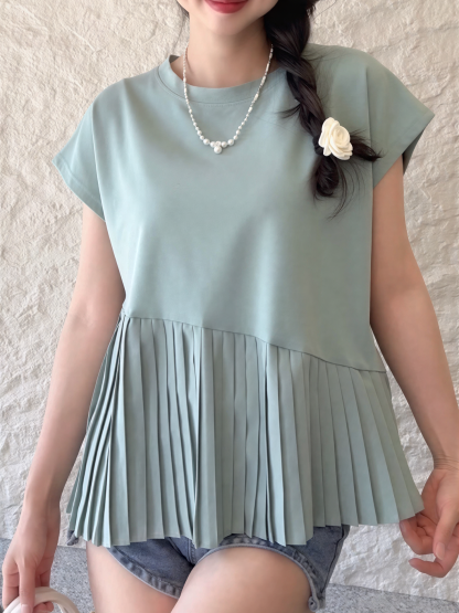 Pleated top