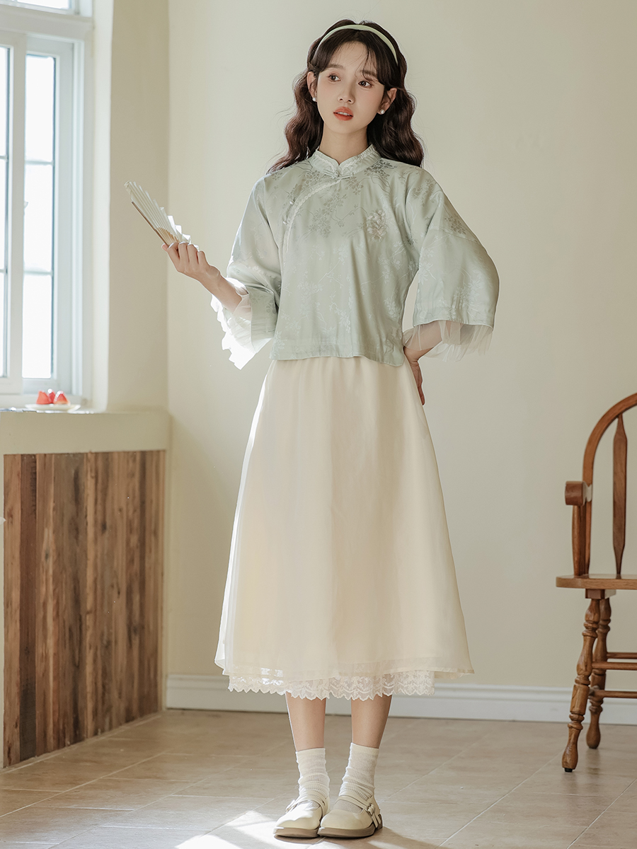 China Style Improved Cheongsam Two-Piece Set 小清新蕾丝提花两件套