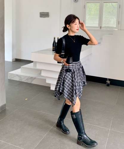 Plaid Ribbon-Tie Asymmetrical Skirt 不规则绑带格纹短裙*4 Colors