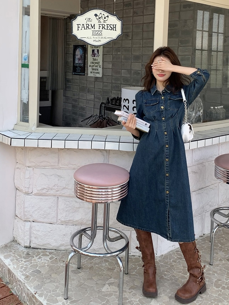 复古牛仔连衣裙 retro pleated waist-cinching denim dress